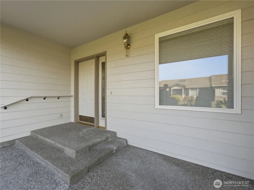Property photo for 1380 Eastmont Avenue #502, East Wenatchee photo 4