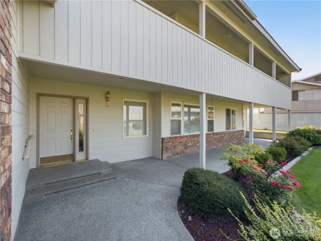 Property photo for 1380 Eastmont Avenue #502, East Wenatchee photo 3