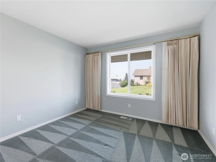 Property photo for 1380 Eastmont Avenue #502, East Wenatchee photo 27