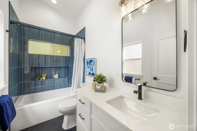 Property photo for 212 N 115th Street, Seattle photo 17