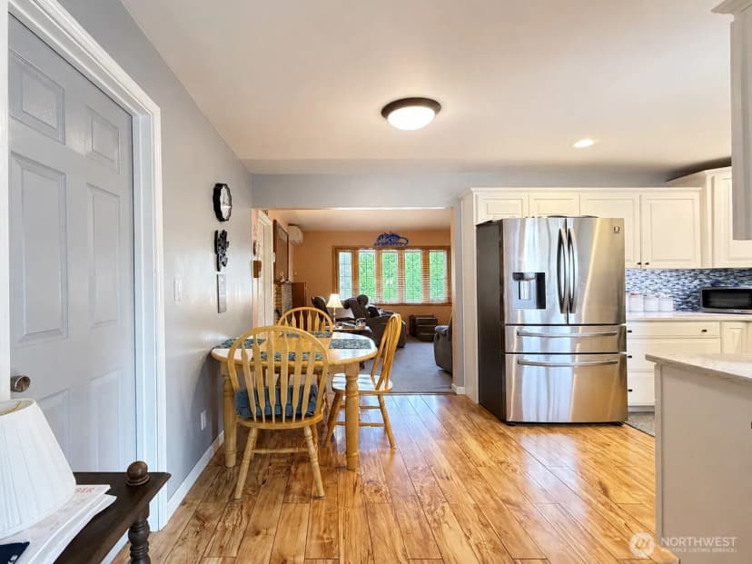 Property photo for 5029 West View Drive, Everett photo 7