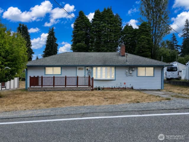 Property photo for 5029 West View Drive, Everett