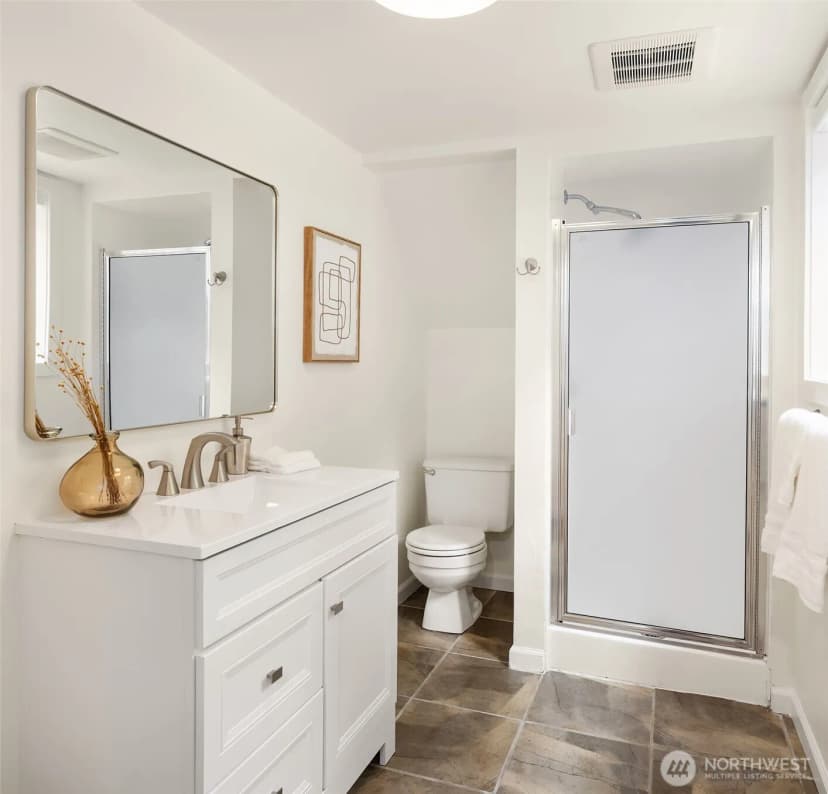 Property photo for 12324 11th Avenue Ne, Seattle photo 33