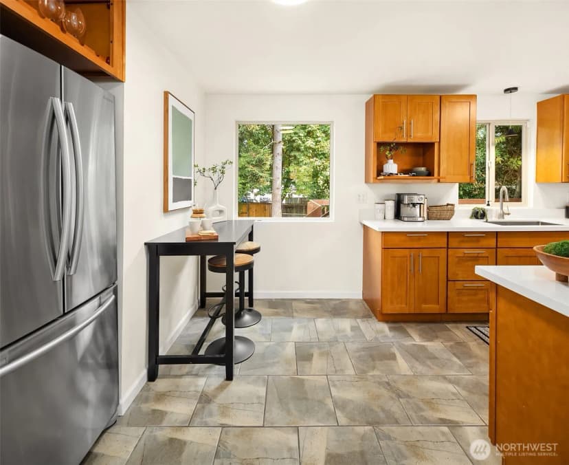 Property photo for 12324 11th Avenue Ne, Seattle photo 16