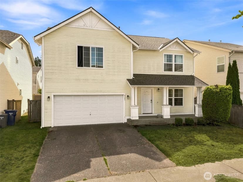 Property photo for 4121 S 331st Place, Federal Way photo 2