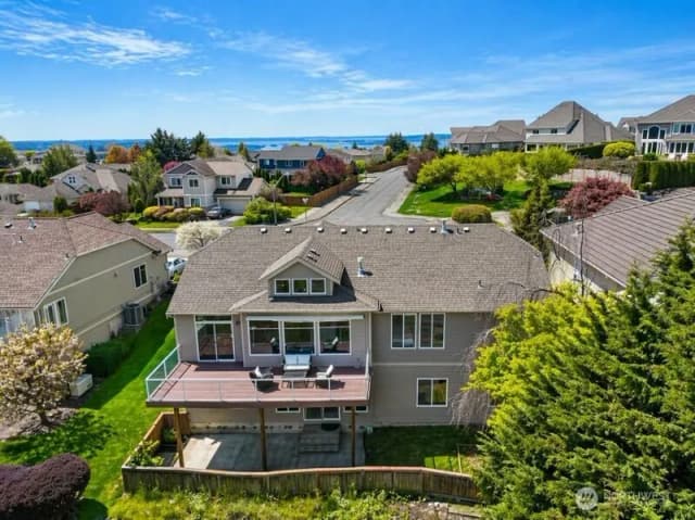 Property photo for 9629 183 Ave E, Bonney Lake photo 3