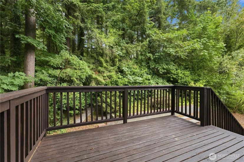 Property photo for 318 228th Street Se, Bothell photo 34