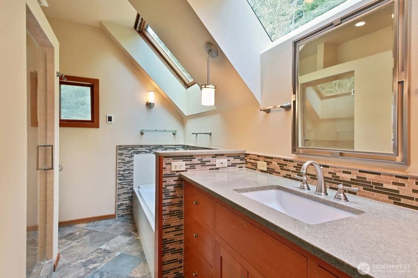 Property photo for 2699 Salal Lane, Langley photo 18