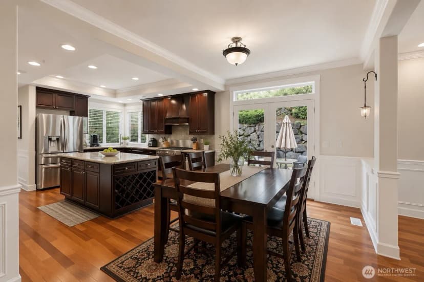 Property photo for 24121 Ne 1st Place, Sammamish photo 9