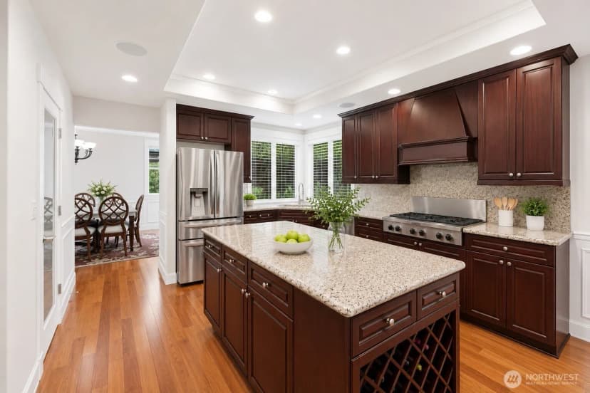 Property photo for 24121 Ne 1st Place, Sammamish photo 6