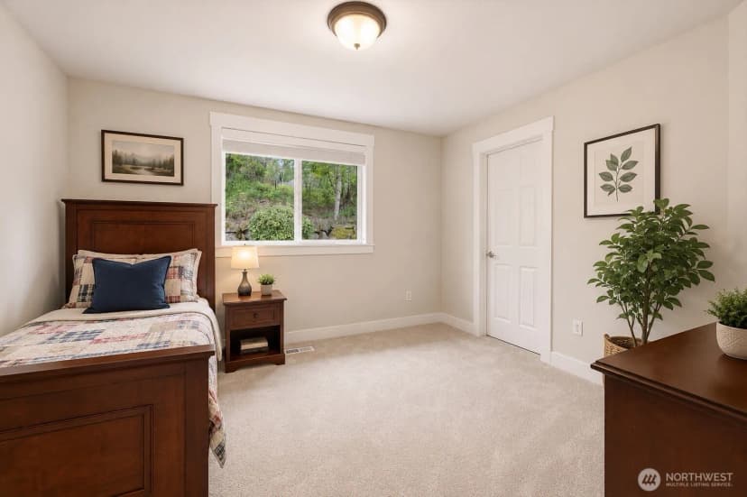 Property photo for 24121 Ne 1st Place, Sammamish photo 21