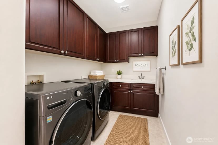 Property photo for 24121 Ne 1st Place, Sammamish photo 15