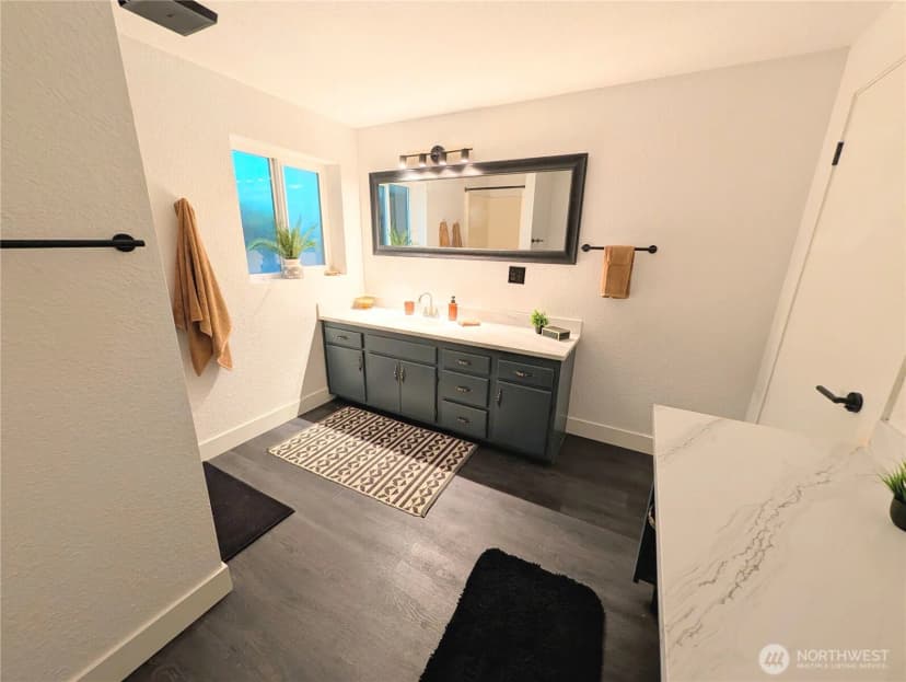 Property photo for 3231 Cooks Hill Road, Centralia photo 32