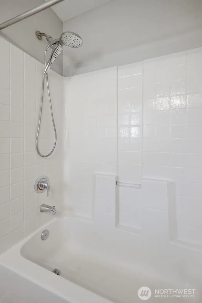 Property photo for 7624 39th Avenue S, Seattle photo 23