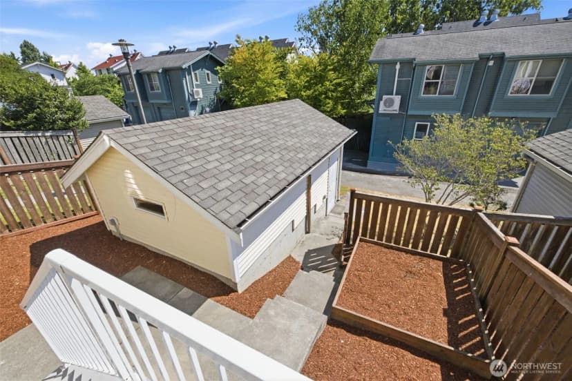 Property photo for 7624 39th Avenue S, Seattle photo 31