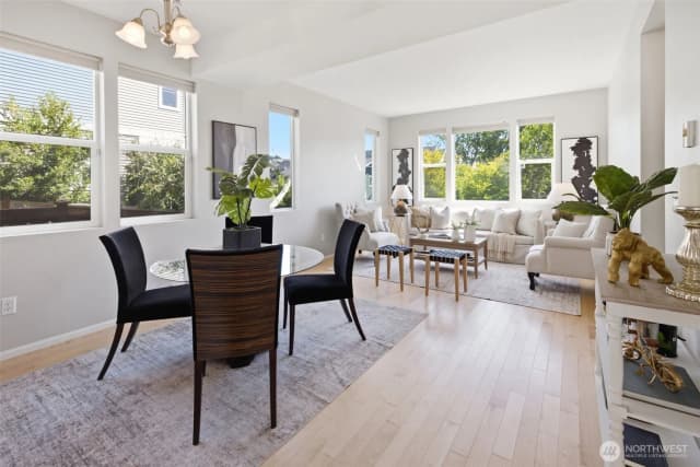 Property photo for 7624 39th Avenue S, Seattle photo 5