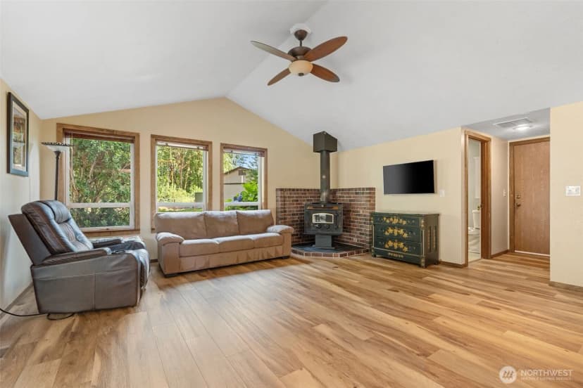 Property photo for 9734 65th Lane Se, Olympia photo 15