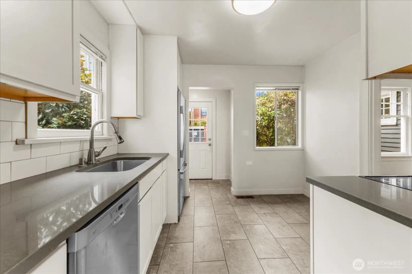 Property photo for 1522 Nw 59th Street, Seattle photo 17