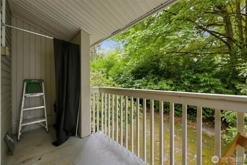 Property photo for 14445 Ne 40th Street #d101, Bellevue photo 15