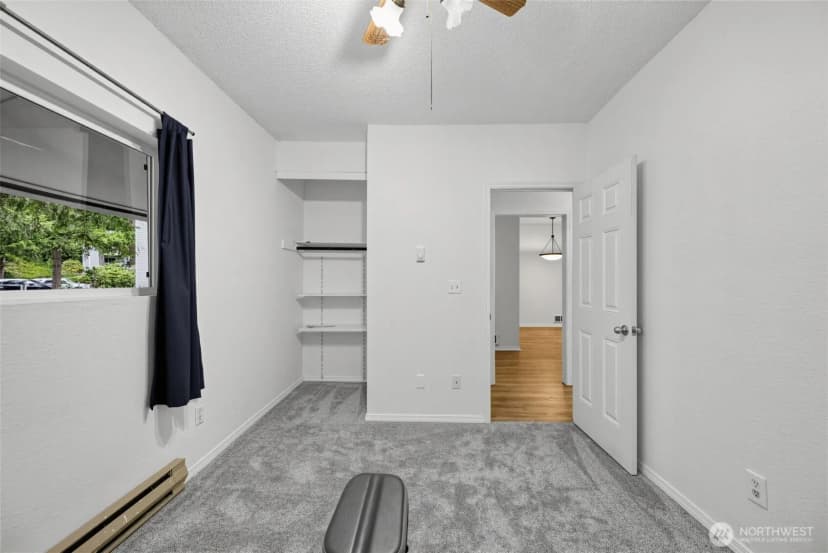 Property photo for 14445 Ne 40th Street #d101, Bellevue photo 12