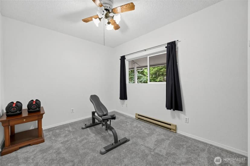 Property photo for 14445 Ne 40th Street #d101, Bellevue photo 10
