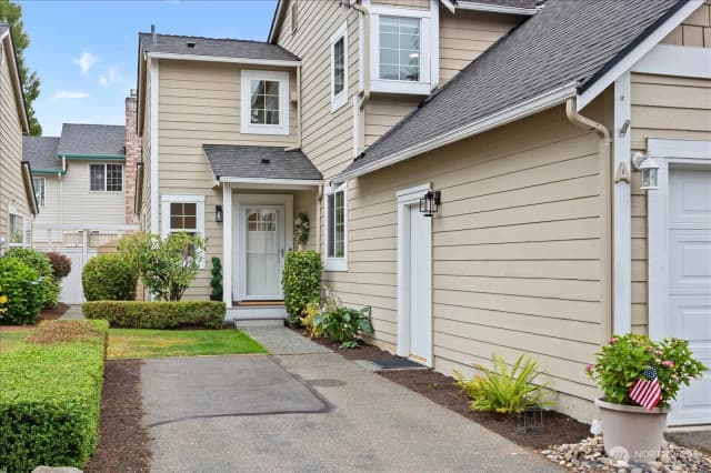 Property photo for 7823 196th Street Sw #a, Edmonds photo 3