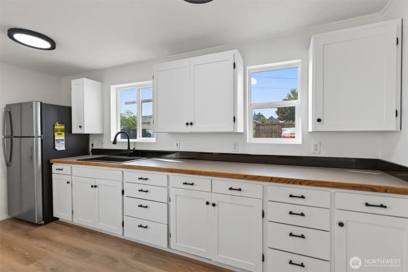 Property photo for 617 3rd Street, Wenatchee photo 16