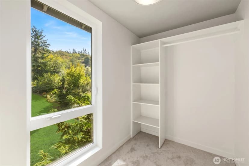 Property photo for 4959 Lynwood Center Road Ne, Bainbridge Island photo 15