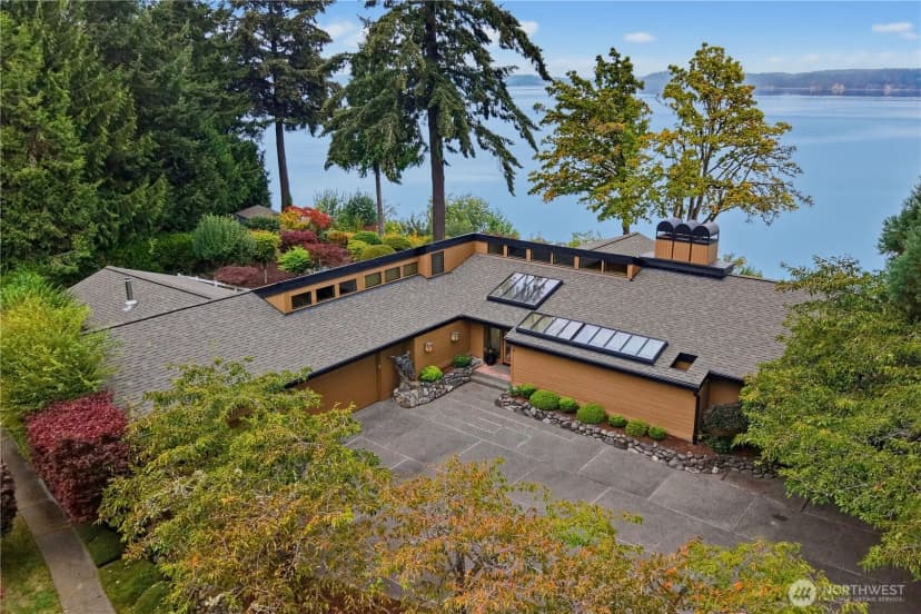 Property photo for 5325 Illahee Lane Ne, Olympia