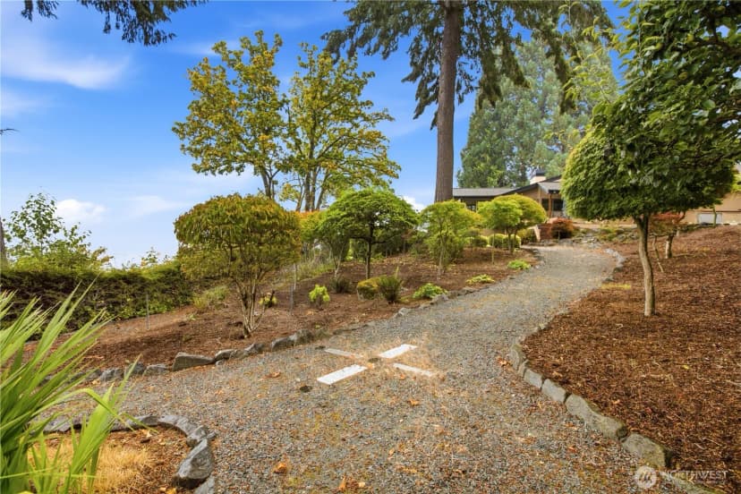 Property photo for 5325 Illahee Lane Ne, Olympia photo 34