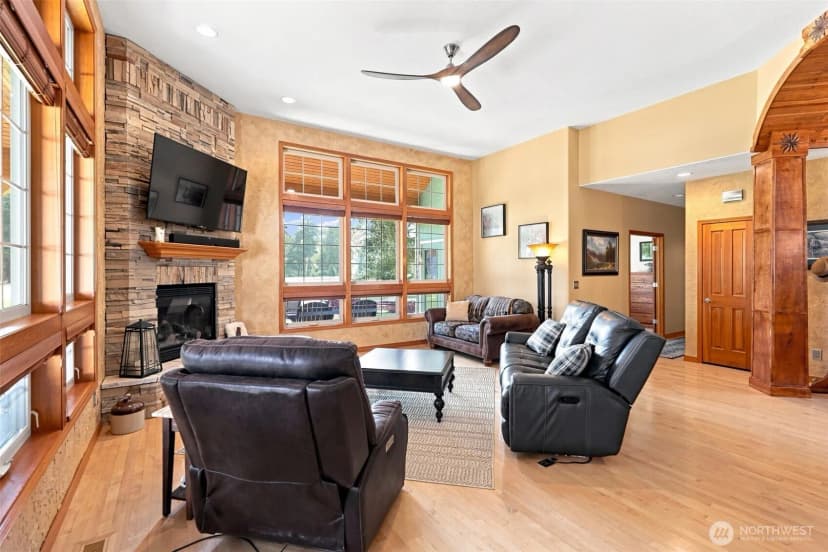 Property photo for 639 Palmer Ln, Chewelah photo 5