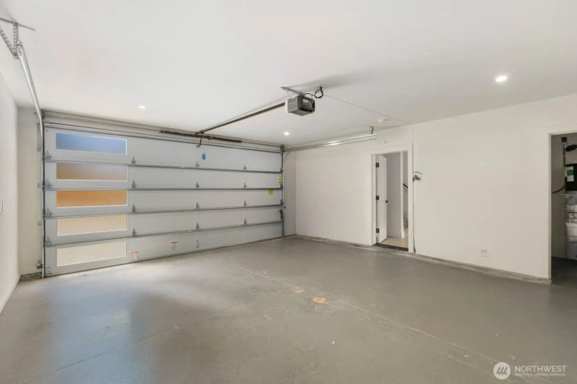Property photo for 11748 Dayton Avenue N, Seattle photo 35