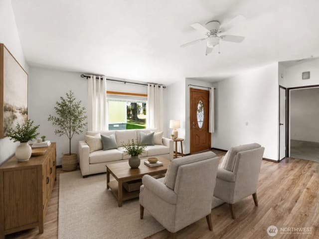Property photo for 1019 Stanford Drive #26, Cosmopolis photo 4