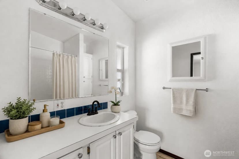Property photo for 1019 Stanford Drive #26, Cosmopolis photo 9
