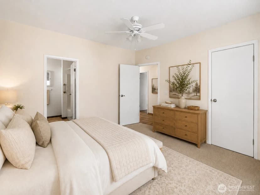 Property photo for 1019 Stanford Drive #26, Cosmopolis photo 8