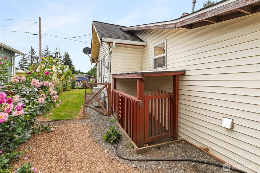 Property photo for 610 Strandell St., Everson photo 37