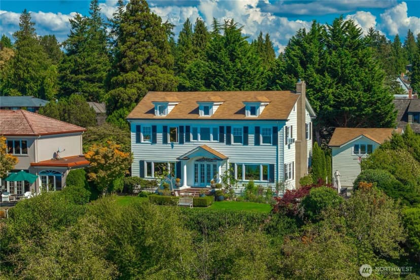 Property photo for 3233 Magnolia Boulevard W, Seattle photo 9
