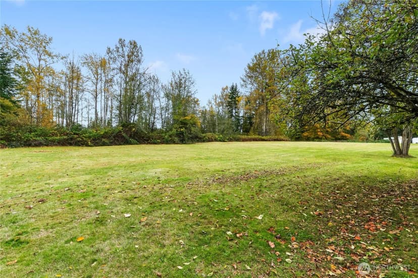 Property photo for 2240 Peace Portal Drive #5, Blaine photo 20