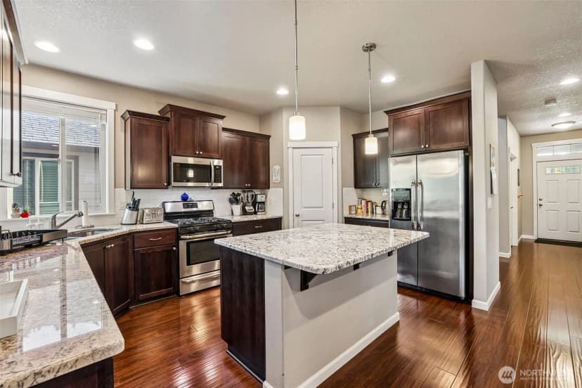 Property photo for 527 N Allen Creek Drive, Ridgefield photo 8