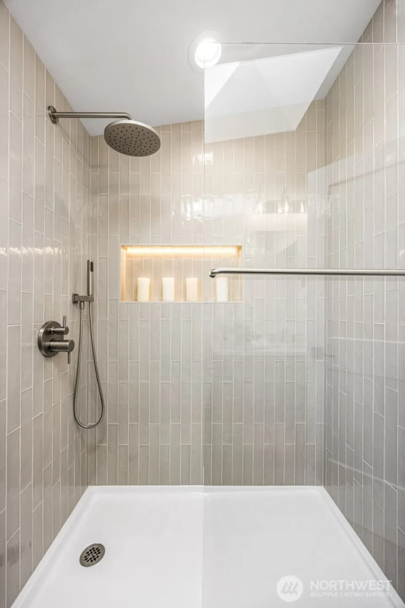 Property photo for 212 N 115th Street, Seattle photo 21