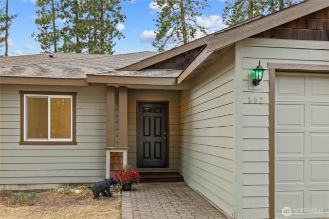 Property photo for 302 Denny Avenue, Cle Elum photo 2