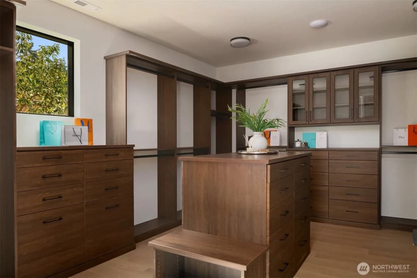 Property photo for 5330 Butterworth Road, Mercer Island photo 28