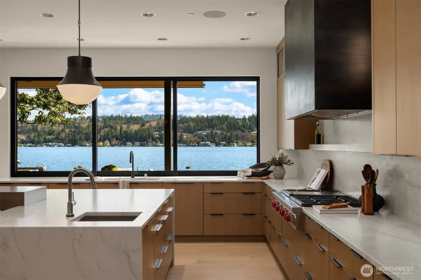 Property photo for 5330 Butterworth Road, Mercer Island photo 14