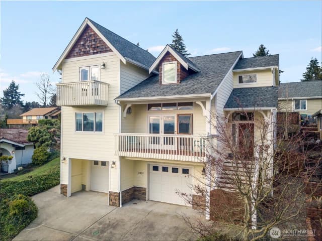 Property photo for 3215 Rickey Road Ne, Bremerton
