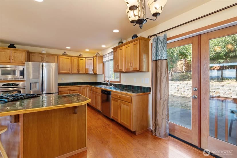 Property photo for 3215 Rickey Road Ne, Bremerton photo 8