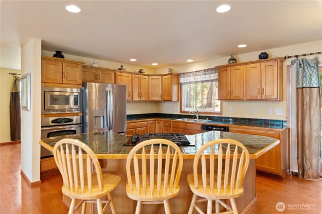Property photo for 3215 Rickey Road Ne, Bremerton photo 5