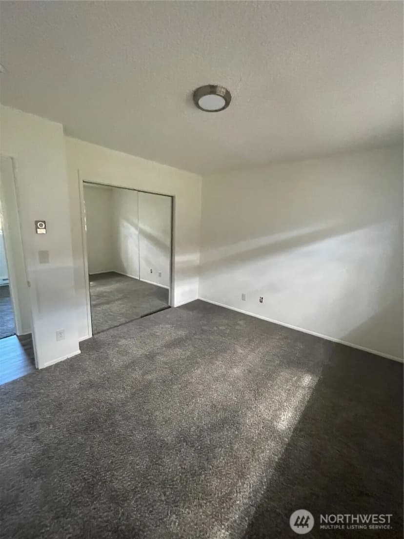 Property photo for 1 Pacific Place #1, Longview photo 13