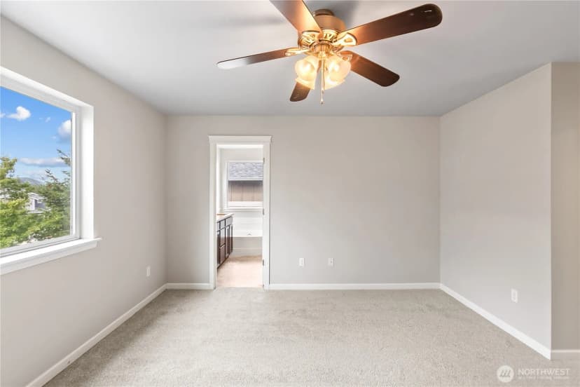 Property photo for 3833 Westar Avenue Sw, Bremerton photo 15