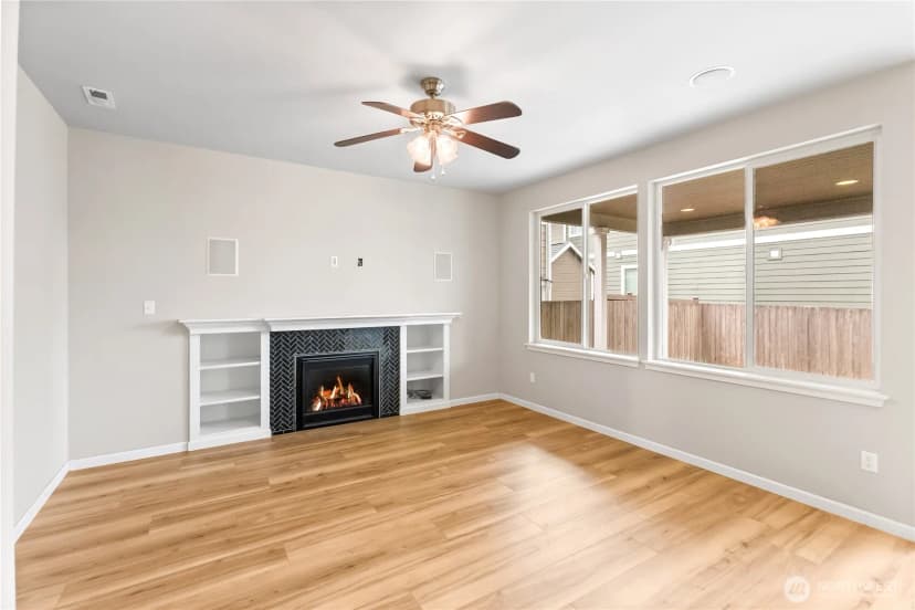 Property photo for 3833 Westar Avenue Sw, Bremerton photo 9