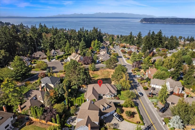 Property photo for 5816 Chennault Beach Drive, Mukilteo photo 38